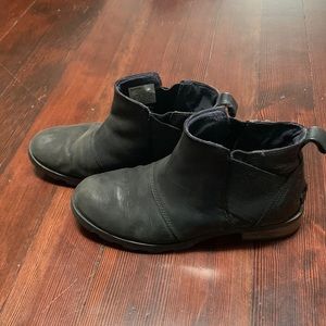 Black Sorel Emelie Chelsea ankle boot